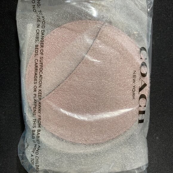 Coach Coin Case Minnie NWT PRICE FIRM - Picture 7 of 7